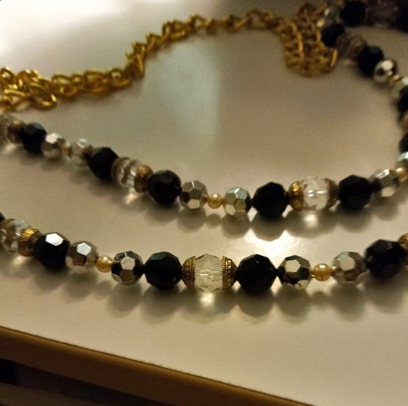 Used,not new,never worn gold chain Link belt with double  front assorted beads. - Picture 3 of 3